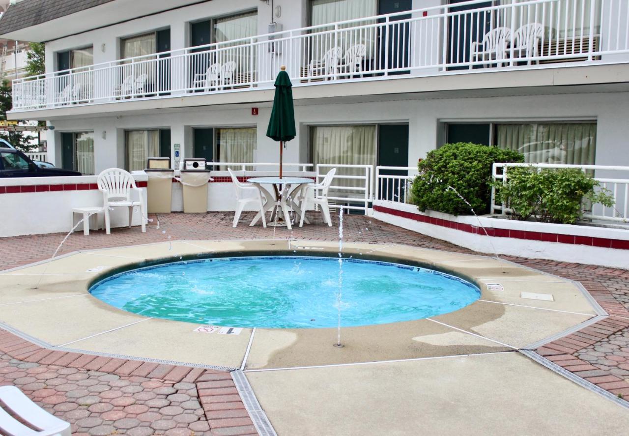 Impala Island Hotel